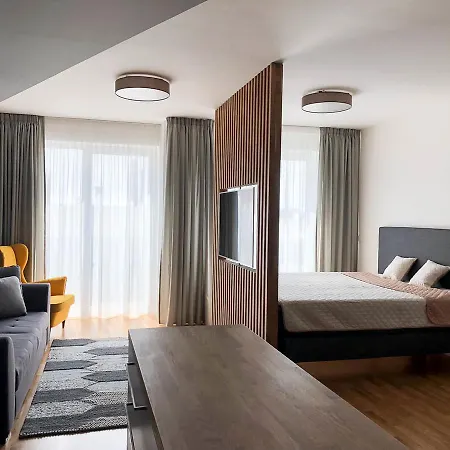 Downtown Apartment *